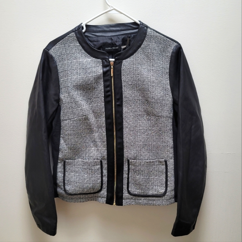 Ivanka Trump Black & White Plaid Zip Up Jacket, Size Large